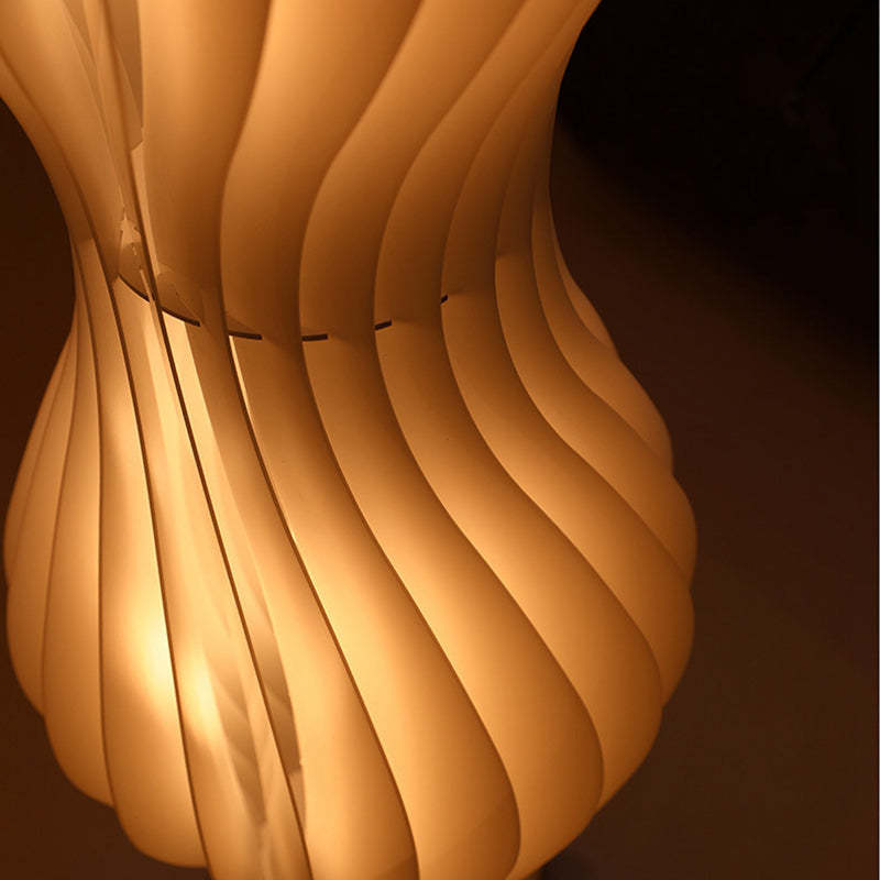 Nexa Lámpara de Pie Artística Plisada Artística Salón Comedor