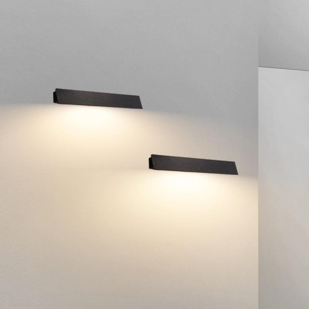Edge Wall Lamp Outdoor Metal Linear Industrial Black White Garden