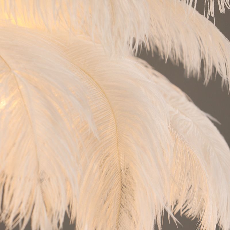 Yono Pendant Light Elegant Feather Contemporary Ostrich Bedroom